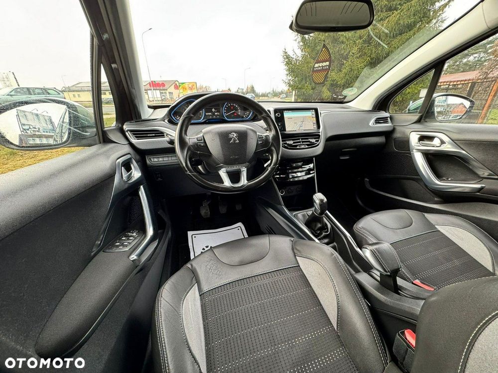 Peugeot 2008 120 VTI Allure - 26