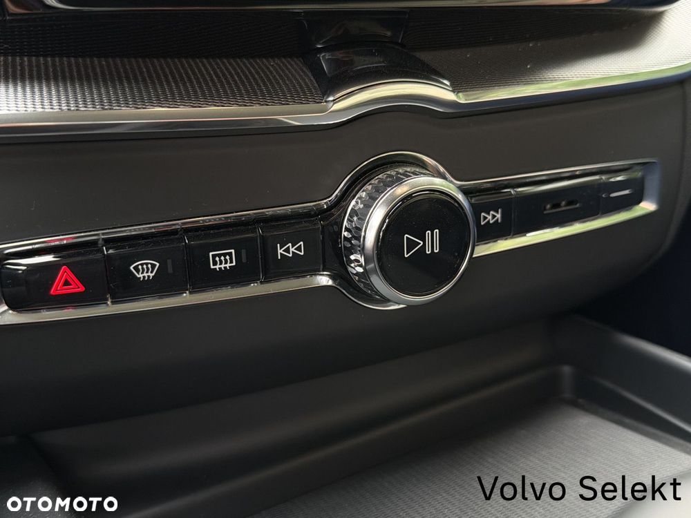 Volvo XC 60 - 32