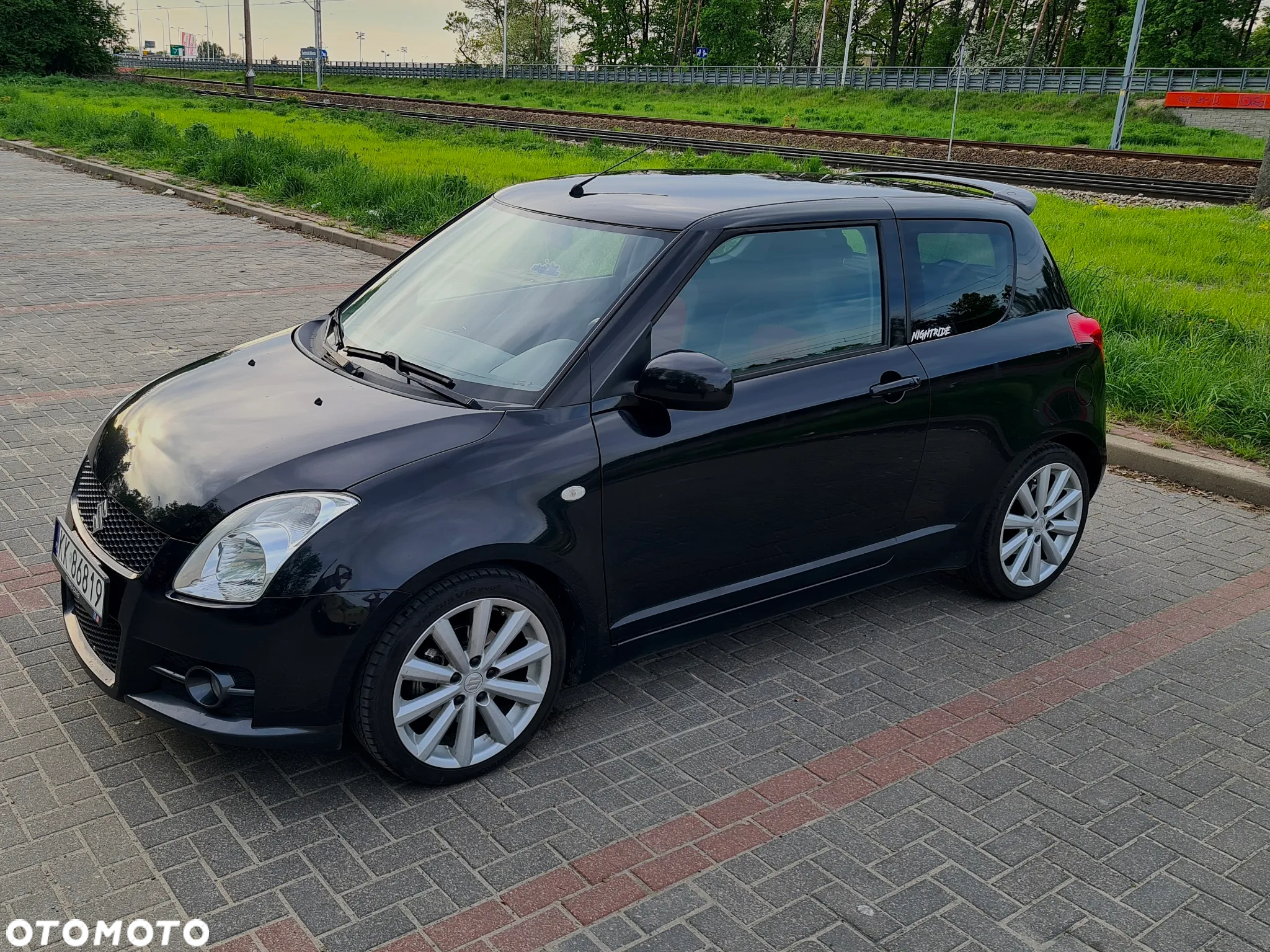 Suzuki Swift 1.6 Sport - 18