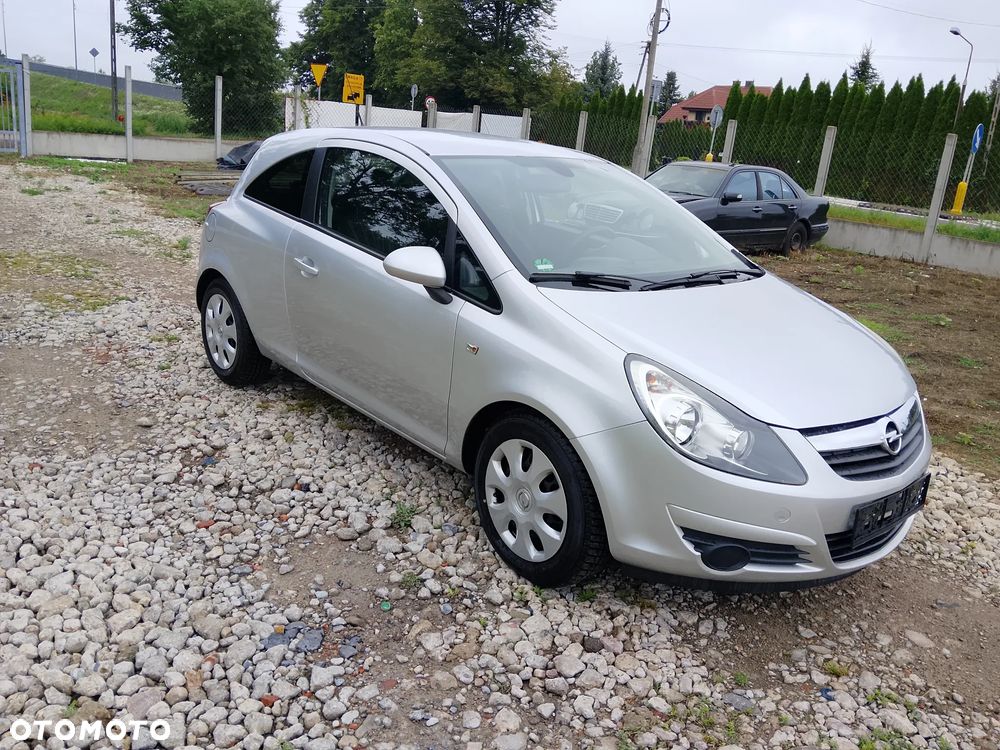Opel Corsa 2010 photo 3