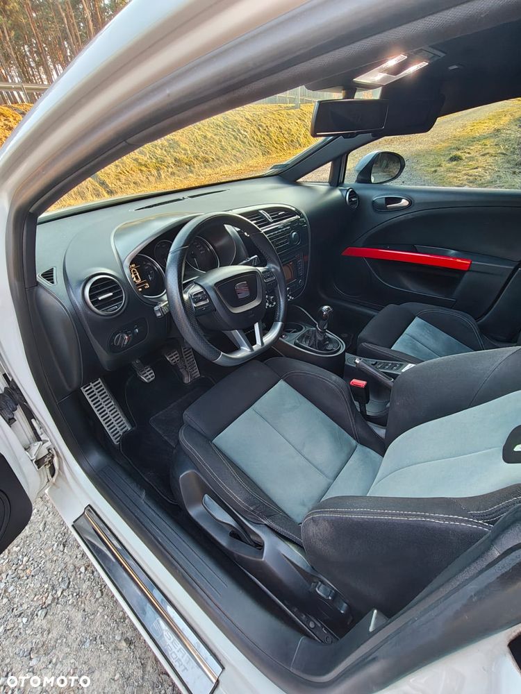 Seat Leon 2.0 T FSI Cupra R - 11