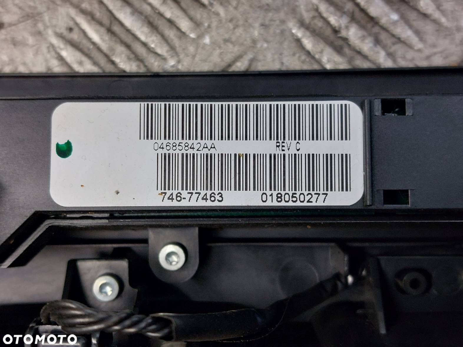 PANEL NAWIEWU KONSOLA ŚRODKOWA RAMKA CHRYSLER GRAND VOYAGER IV LIFT - 8