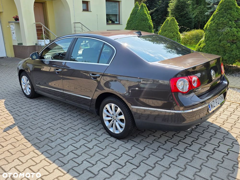 Volkswagen Passat 1.9 TDI Trendline - 2