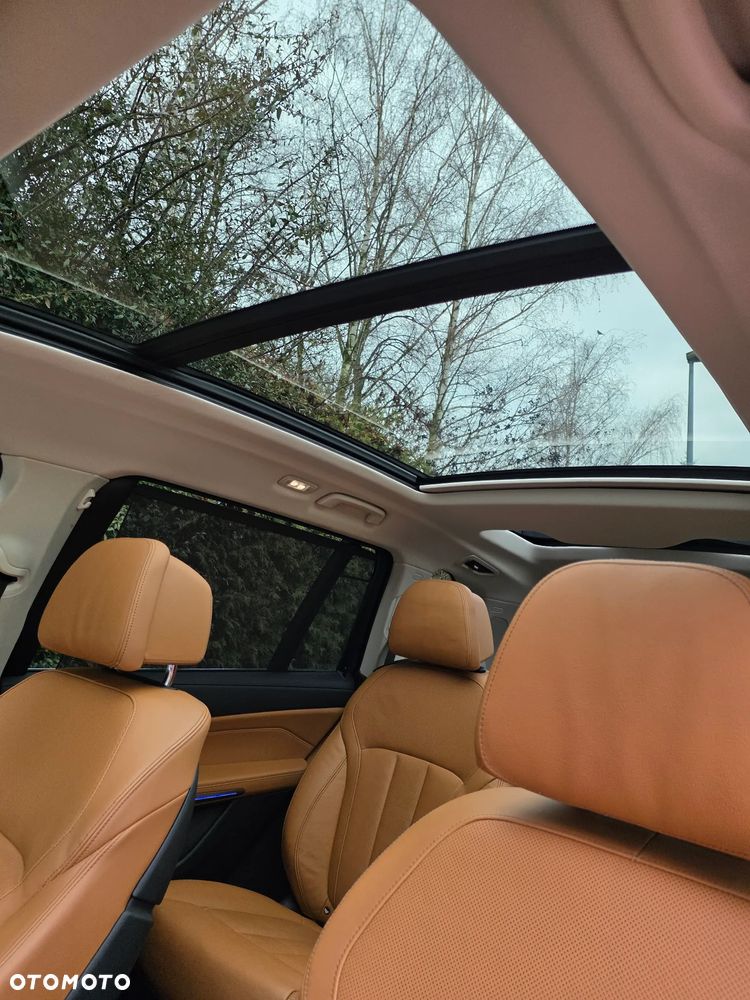 BMW X7 xDrive40i - 24
