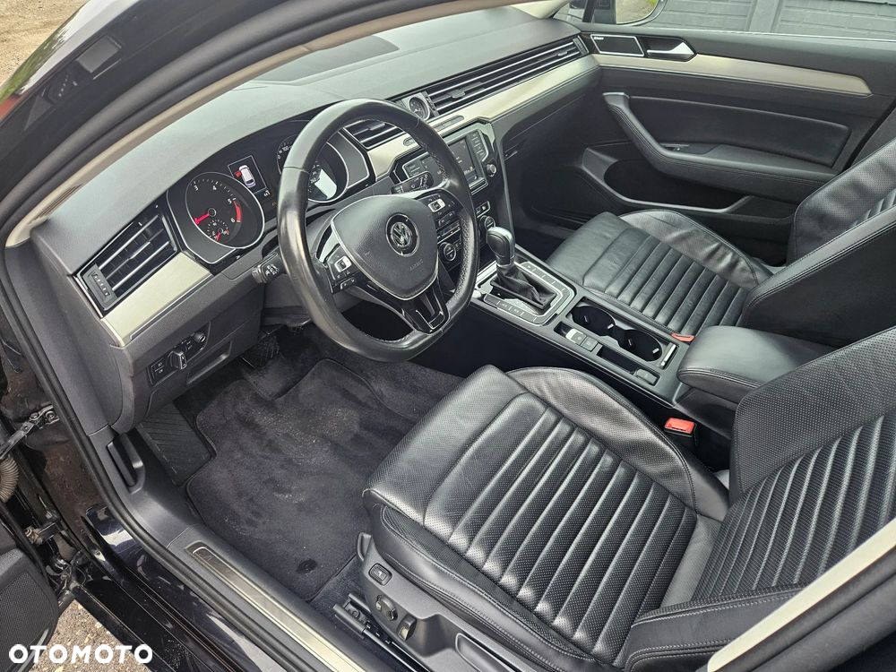 Volkswagen Passat 2.0 TDI BMT Highline DSG7 - 9