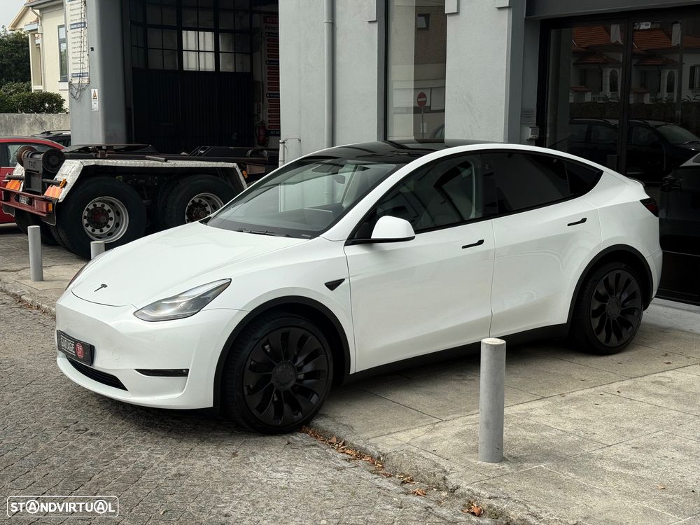 Tesla Model Y Long Range Dual Motor AWD - 5