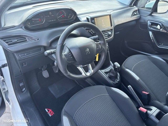 Peugeot 208 1.6 BlueHDi Style - 2