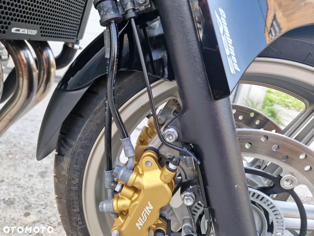 Honda CBF - 13