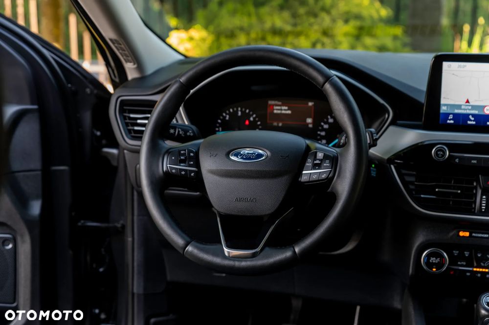 Ford Kuga - 22