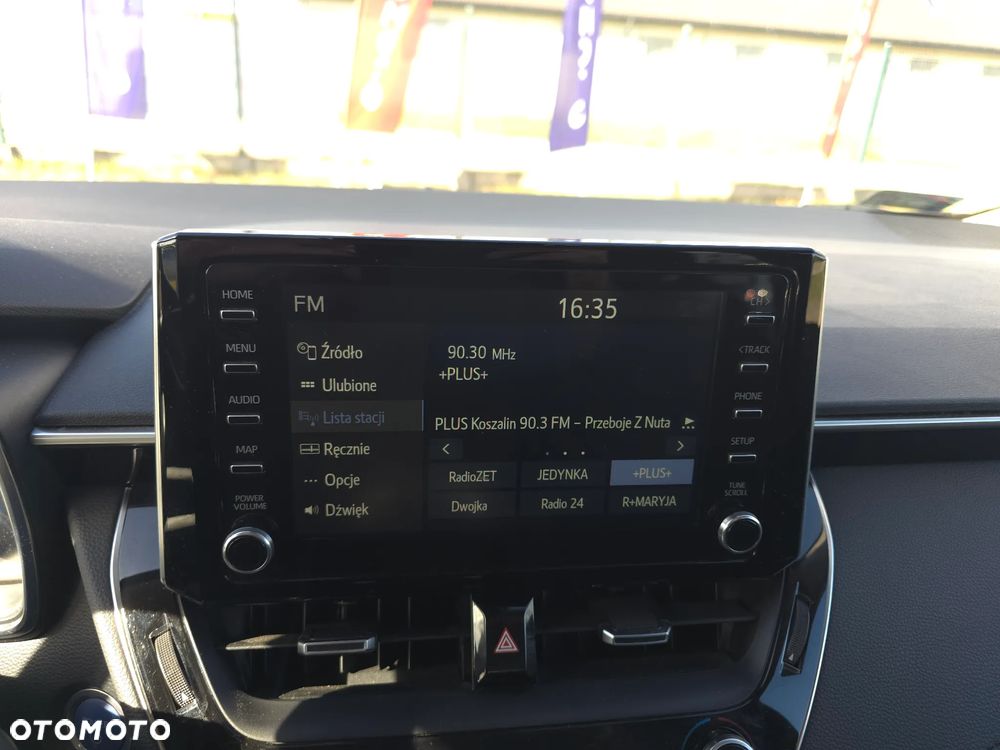 Toyota Corolla 1.8 Hybrid Comfort - 24