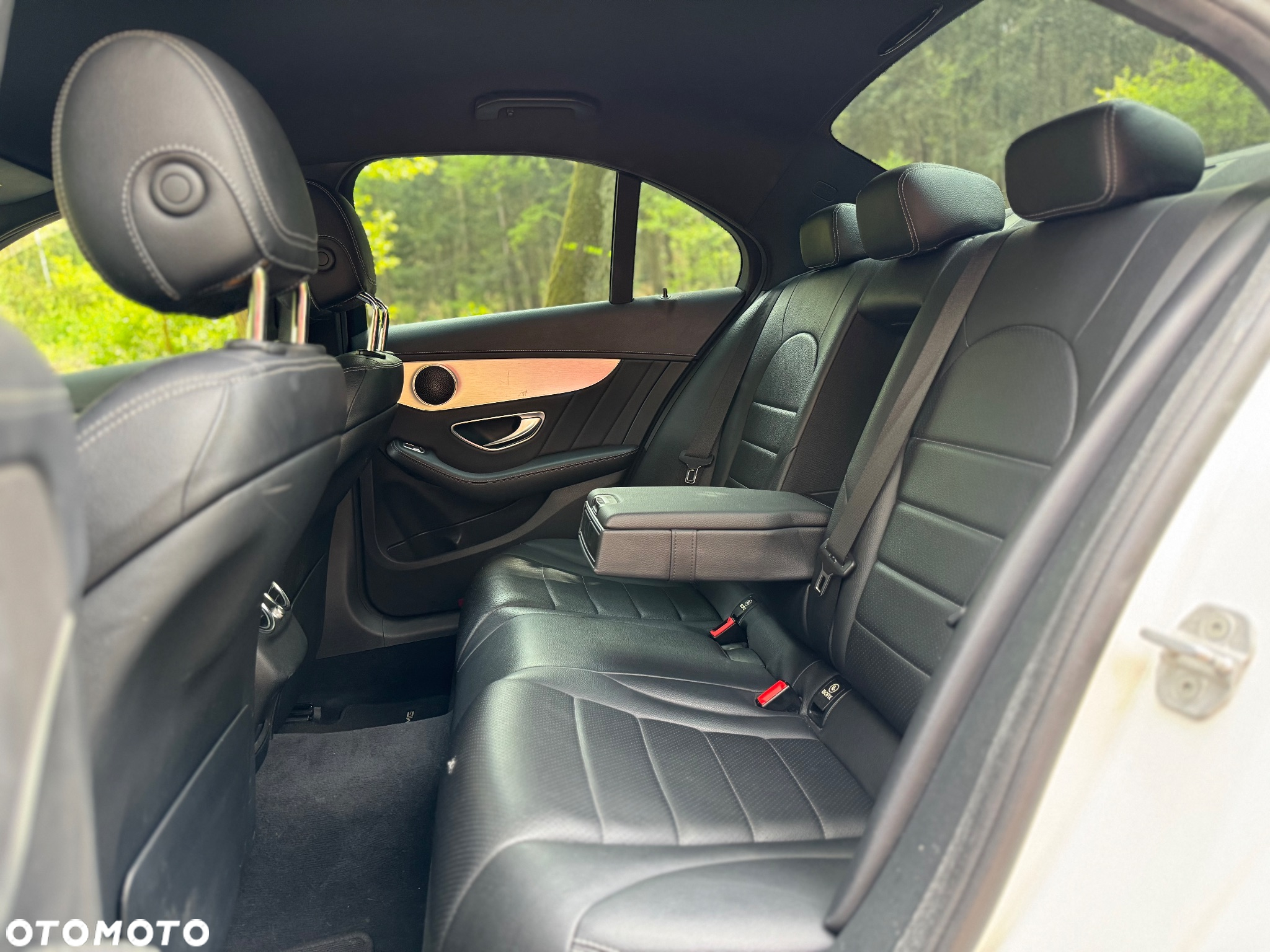 Mercedes-Benz Klasa C 200 7G-TRONIC - 14