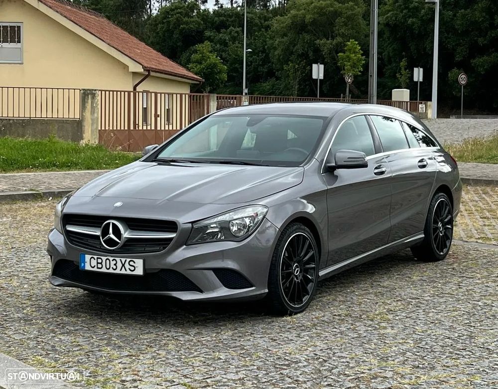 Mercedes-Benz CLA 180 d BlueEFFICIENCY Edition - 3