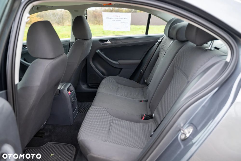 Volkswagen Jetta 2.0 Base - 9