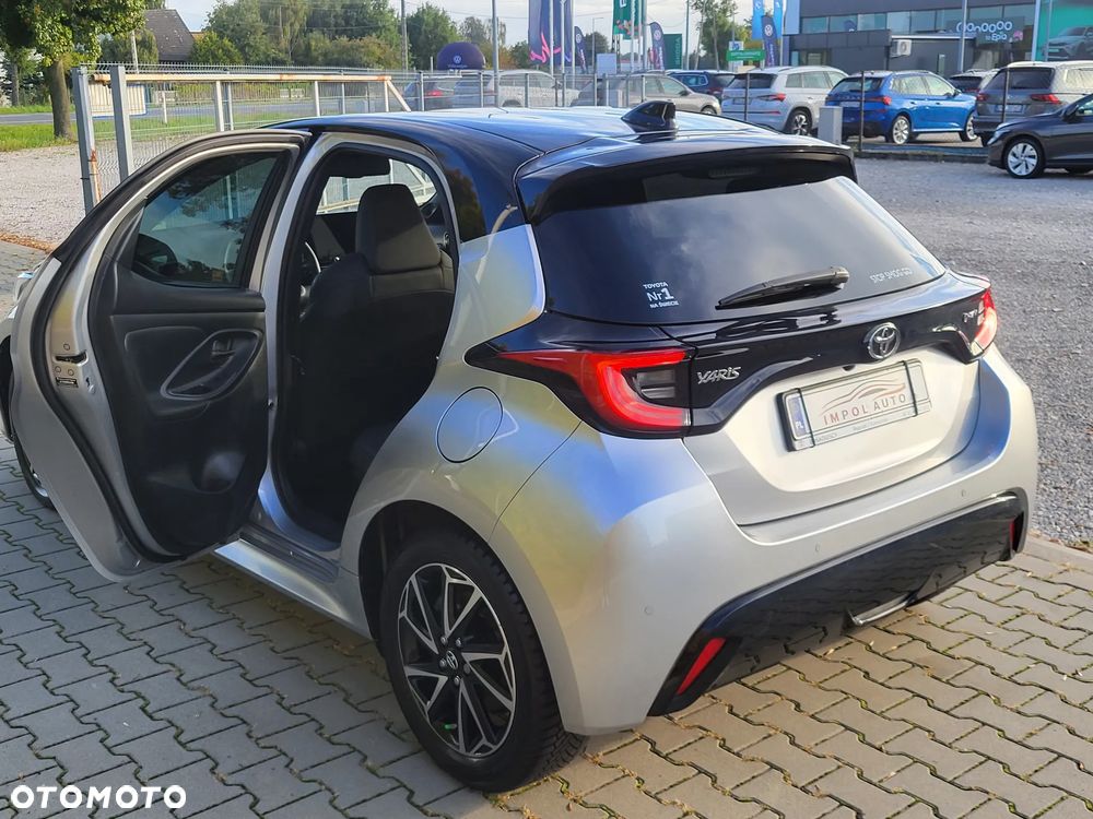 Toyota Yaris Hybrid 1.5 Premiere Edition - 17