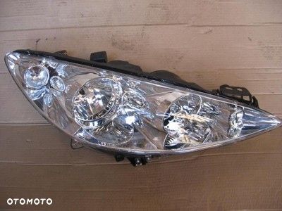 REFLEKTOR LAMPA PRAWA PEUGEOT 308 STARY MODEL - 1