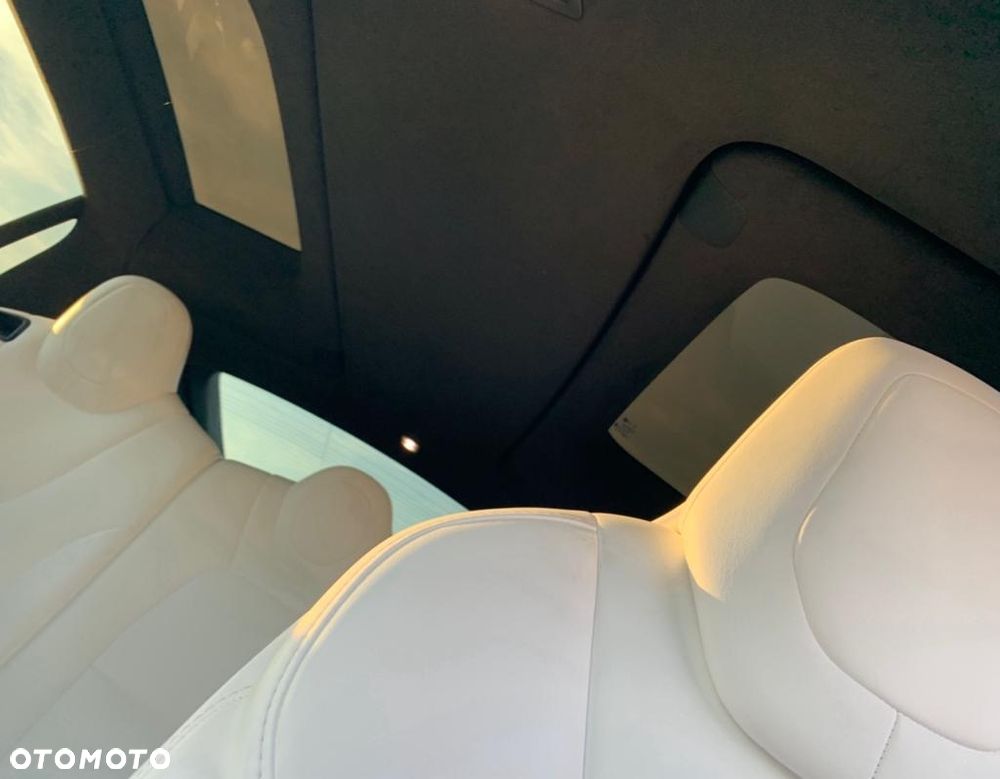 Tesla Model X 75D Allradantrieb - 15