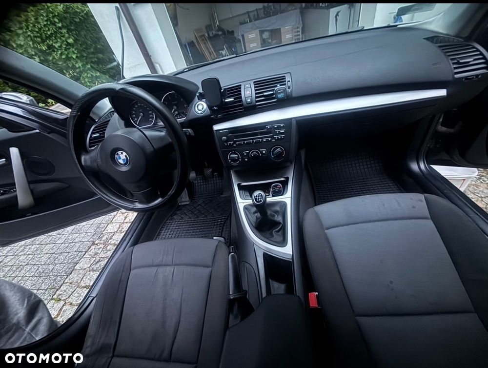 BMW Seria 1 116i - 14