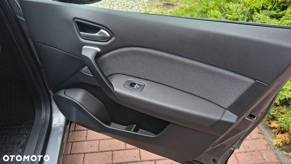 Renault Captur - 17