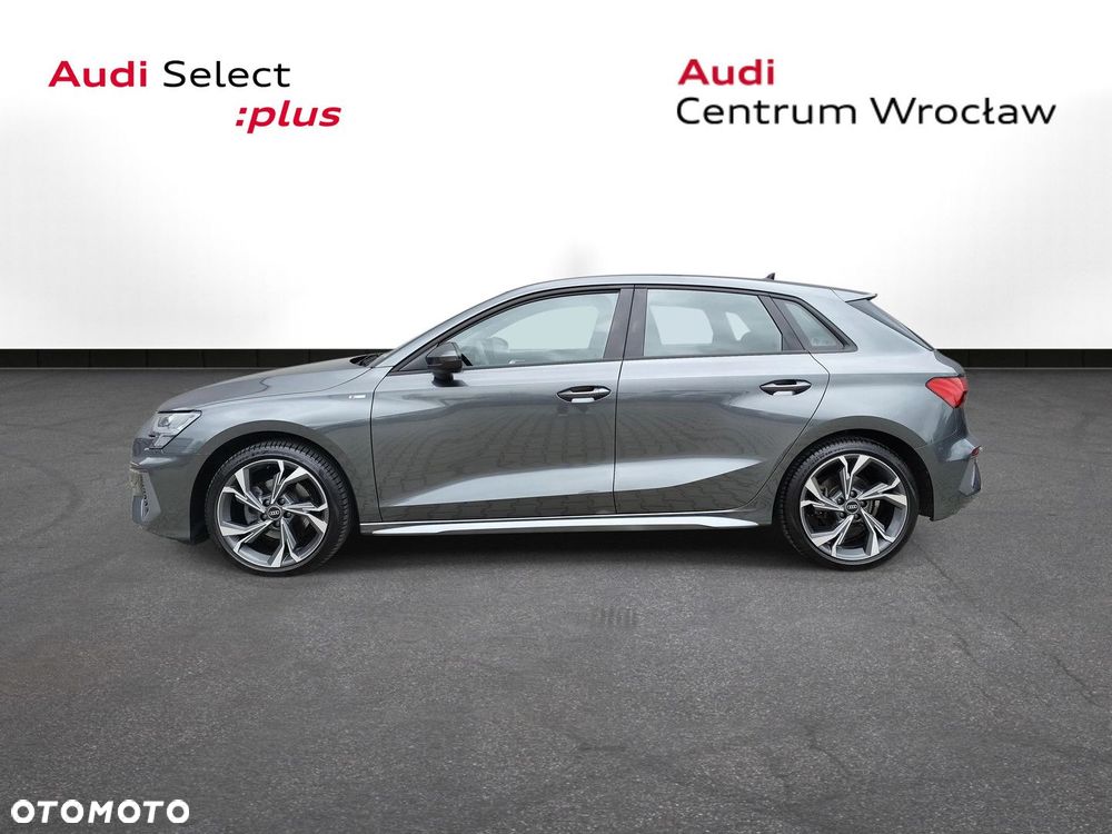 Audi A3 Sportback - 2