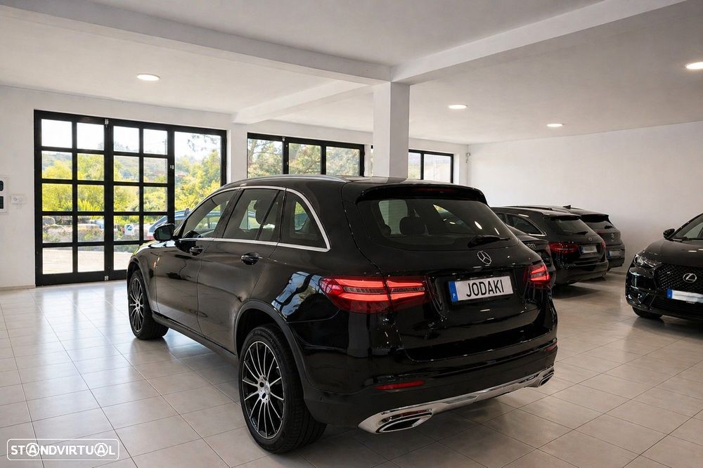 Mercedes-Benz GLC 220 d 4Matic - 4