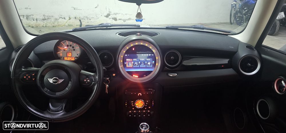 MINI 3 Portas Cooper D - 5