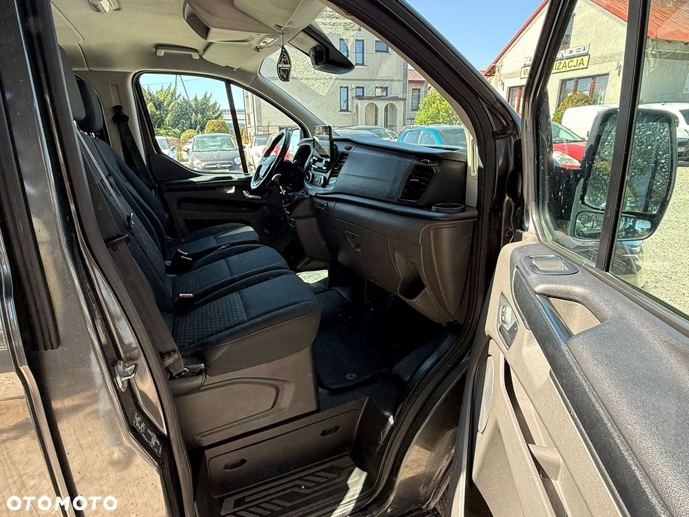 Ford Transit Custom 310 L2H1 Limited - 23