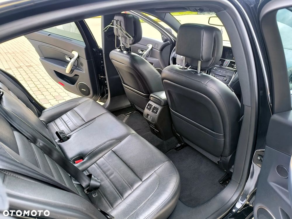 Renault Latitude - 13