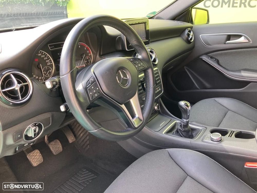Mercedes-Benz A 180 - 23