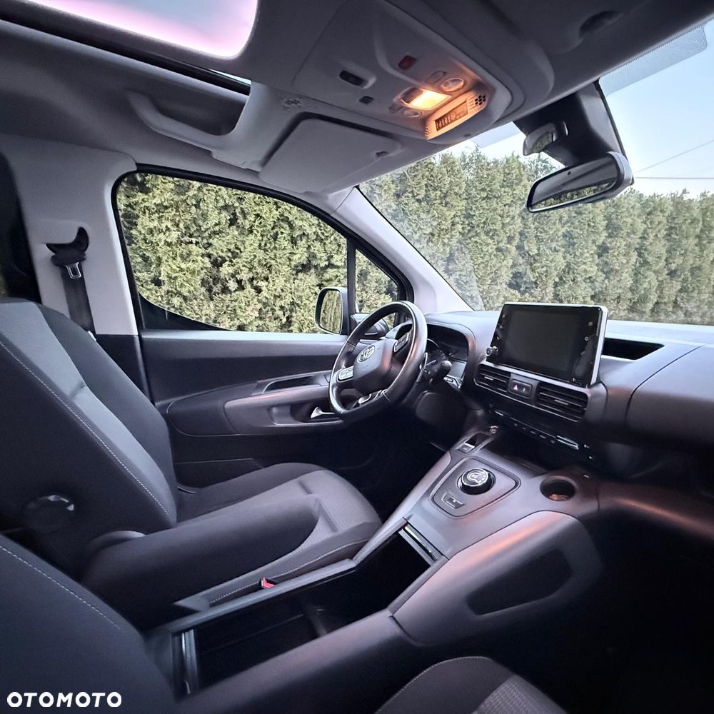 Toyota Proace City Verso 1.5 D-4D Family - 11