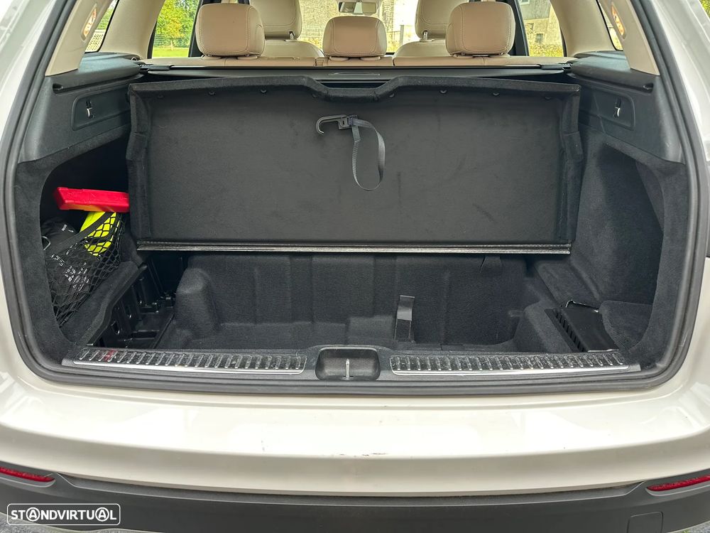 Mercedes-Benz GLC 300 e 4Matic - 12