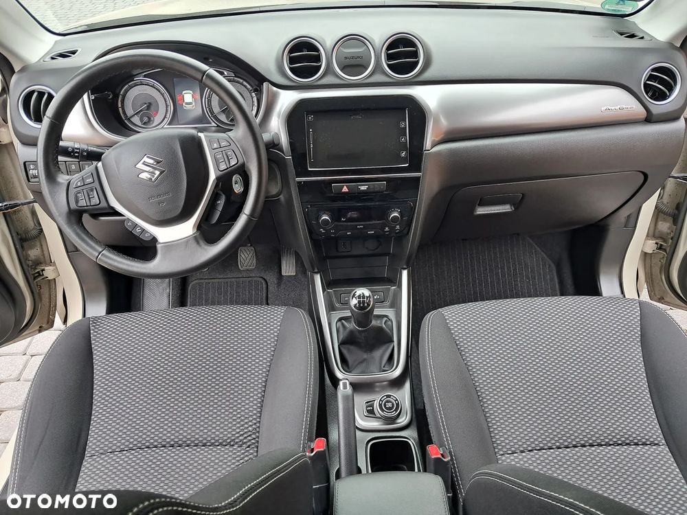 Suzuki Vitara - 17