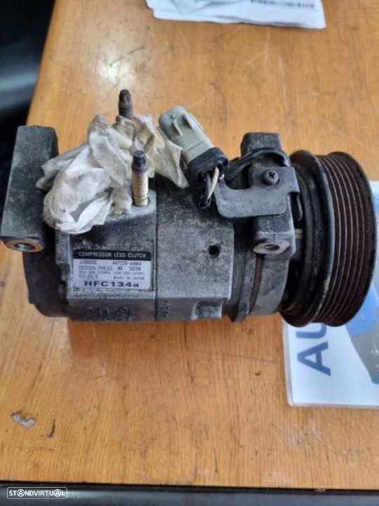compressor do ac Chrysler Voyager - 2