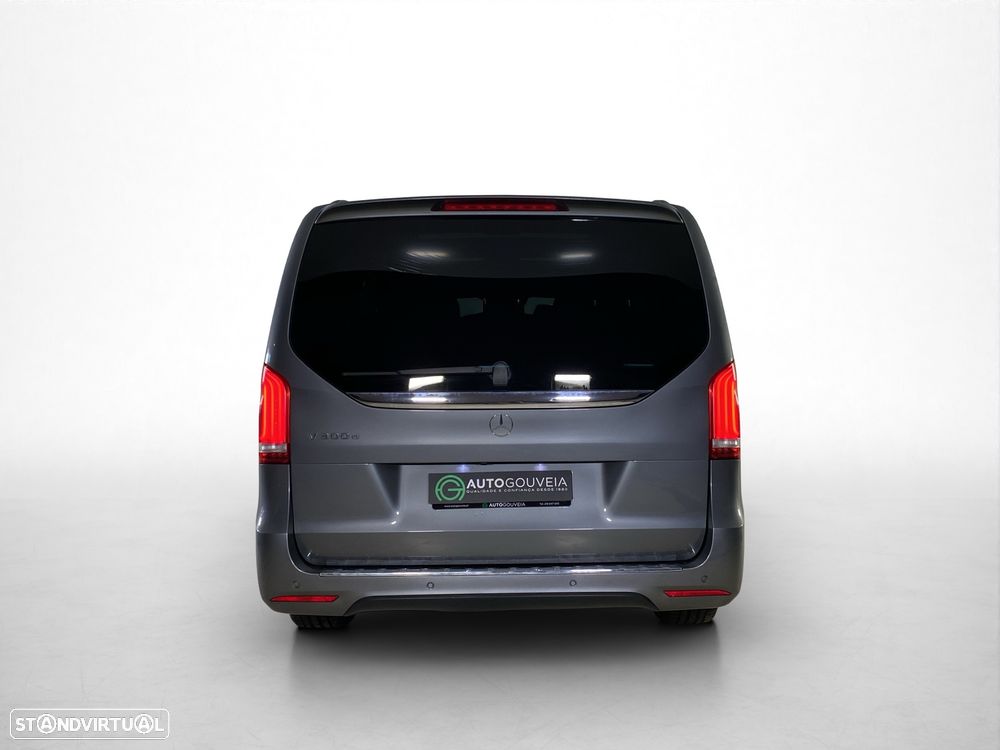 Mercedes-Benz V 300 d Longo Avantgarde - 8