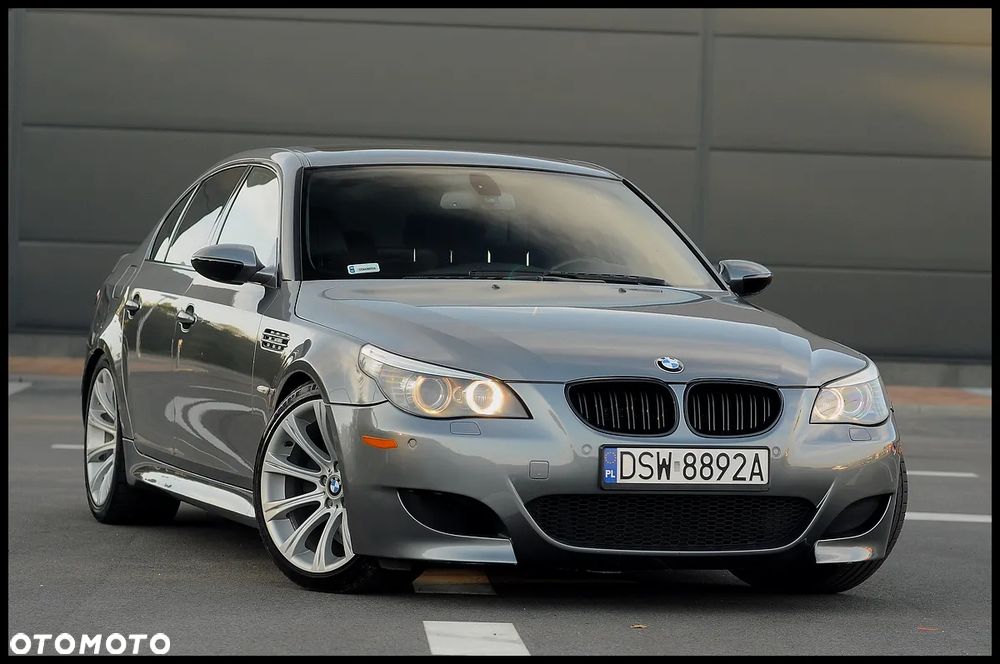 BMW M5 Standard - 1