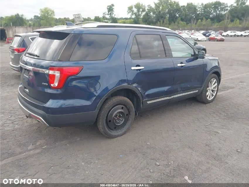 Ford Explorer - 22