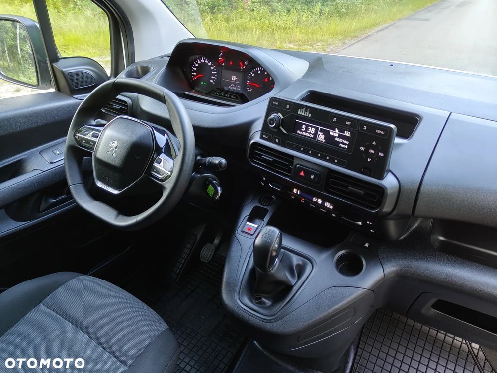 Peugeot Partner - 27