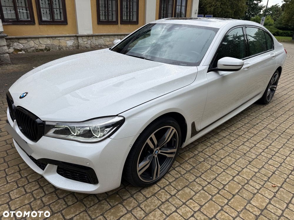 BMW Seria 7 750Li xDrive - 1