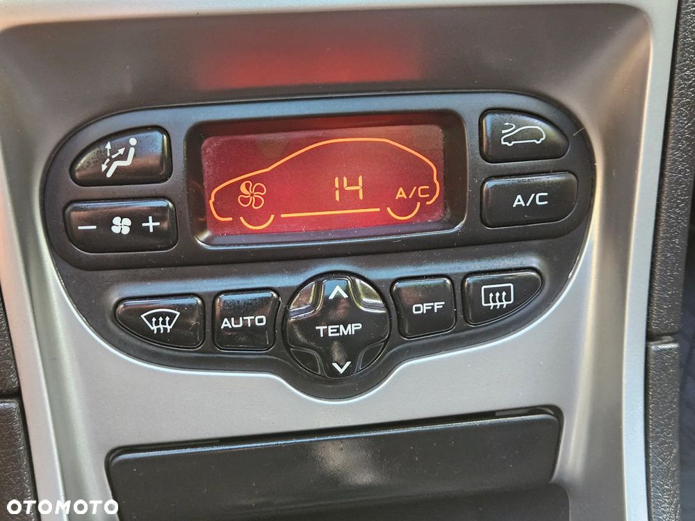 Peugeot 307 HDi SW 135 Premium - 20