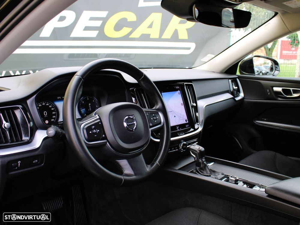 Volvo V60 2.0 D3 Momentum Plus Geartronic - 27