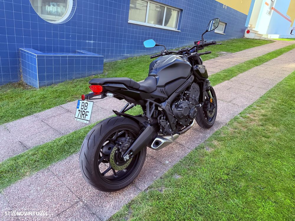Honda CB - 4