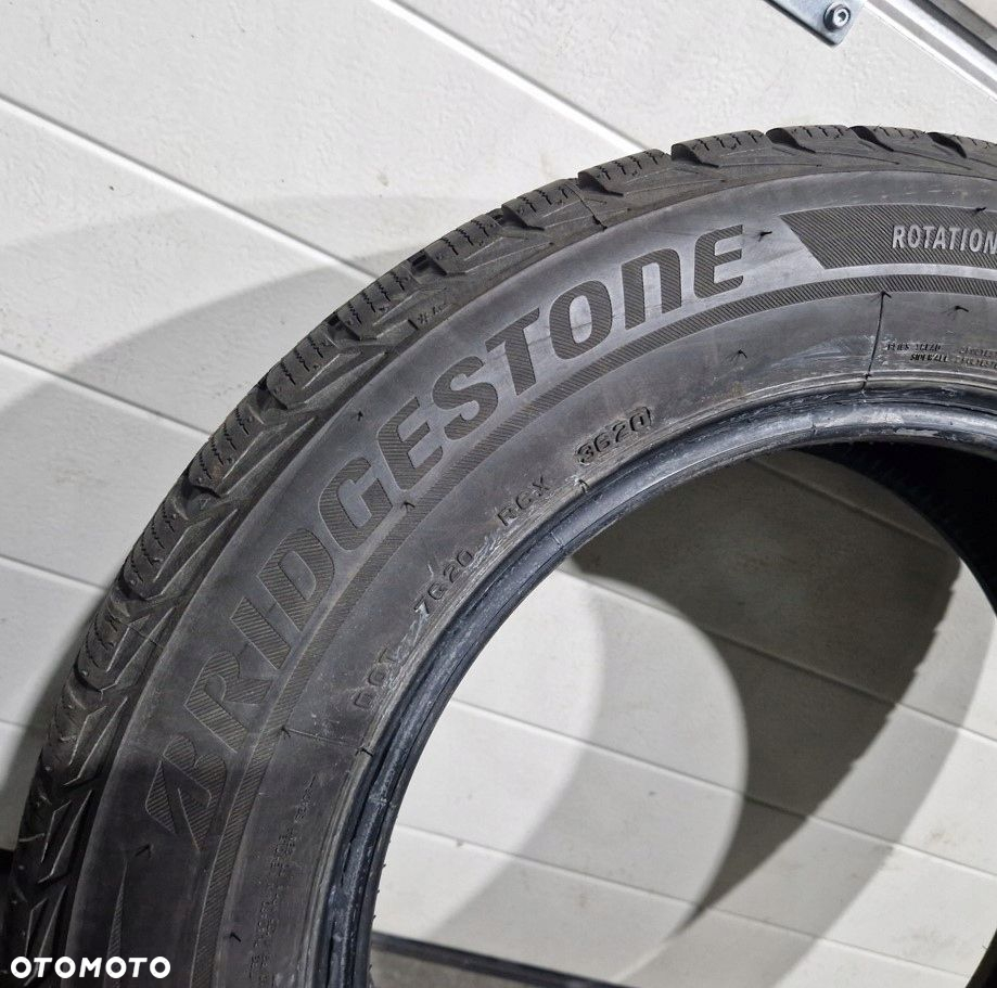 BRIDGESTONE BLIZZAK LM-32 205/60R16 92H 7mm 1X - 4
