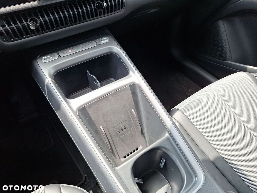 BYD Dolphin G - 16
