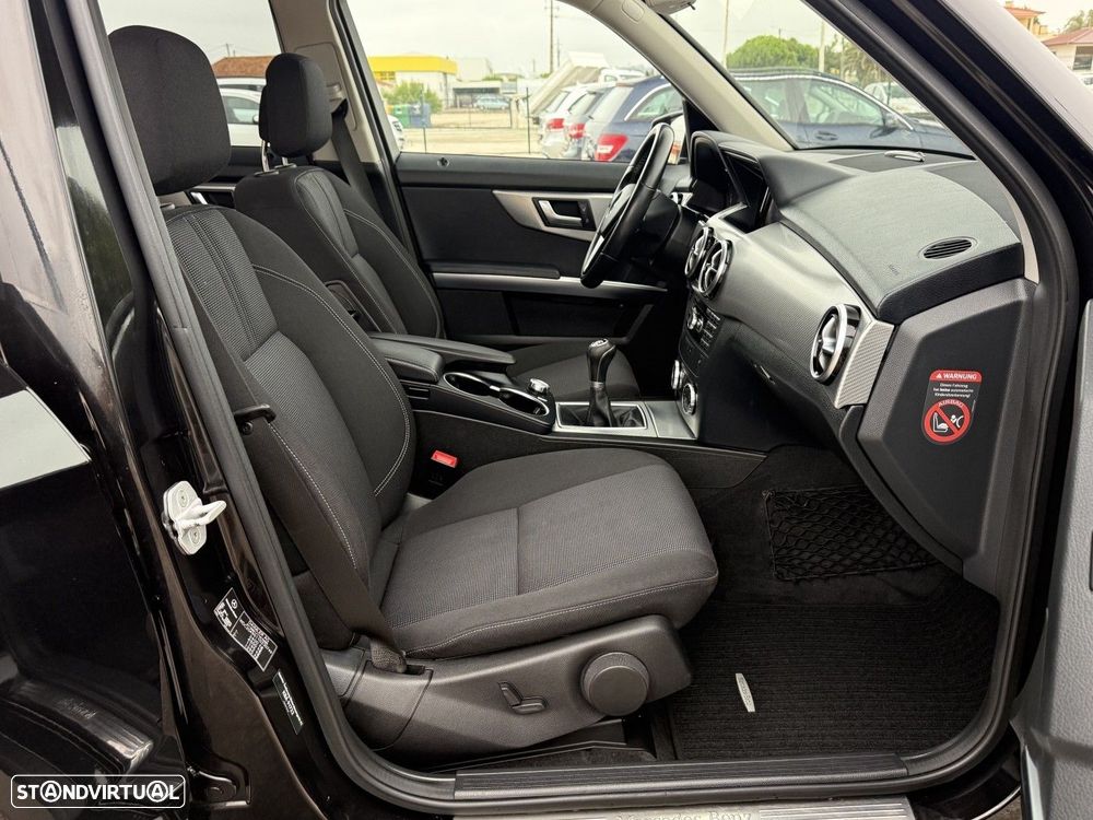 Mercedes-Benz GLK 200 CDI (BlueEFFICIENCY) - 11