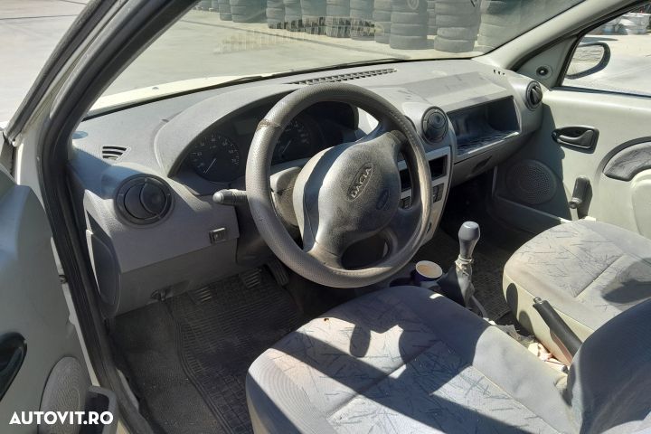 Calculator motor ECU 8200483732 8200483732 Dacia Logan 1 [2004 - 2008 - 9