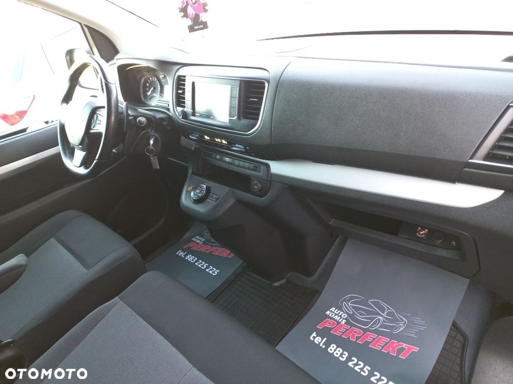 Peugeot Traveller - 15