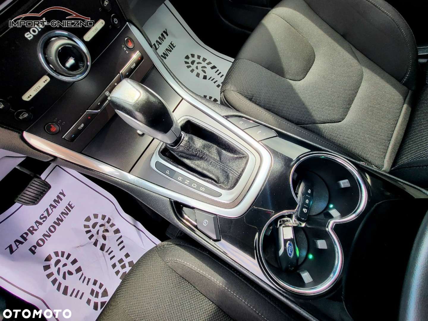 Ford S-Max - 31