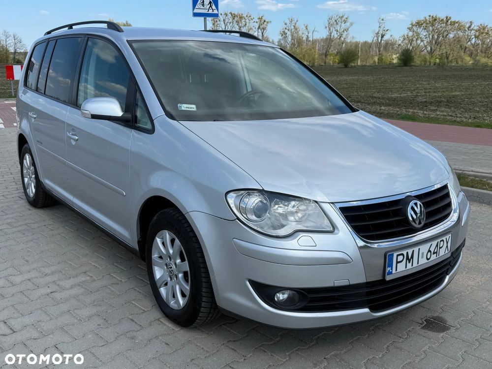 Volkswagen Touran 2.0 TDI DSG United - 4