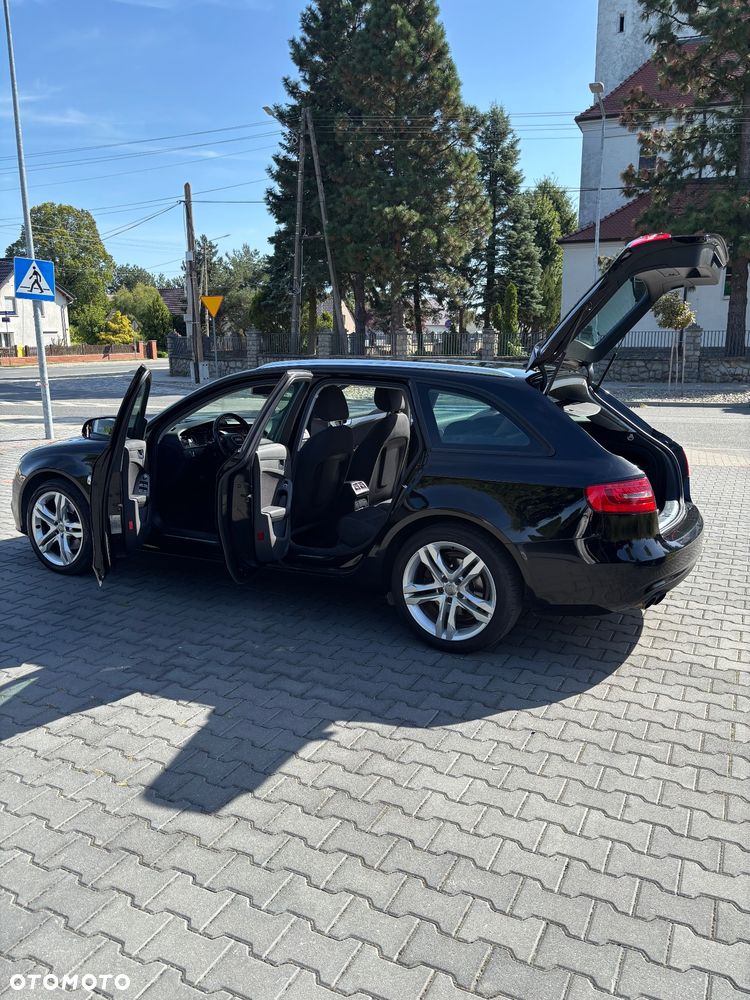 Audi A4 Avant 2.0 TDI Multitronic - 29