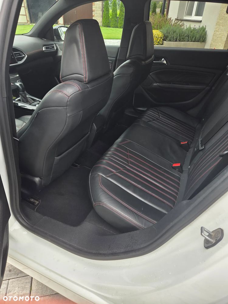 Peugeot 308 2.0 BlueHDi GT S&S EAT8 - 17