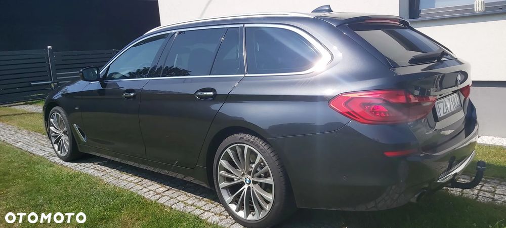BMW Seria 5 520d Luxury Line - 9
